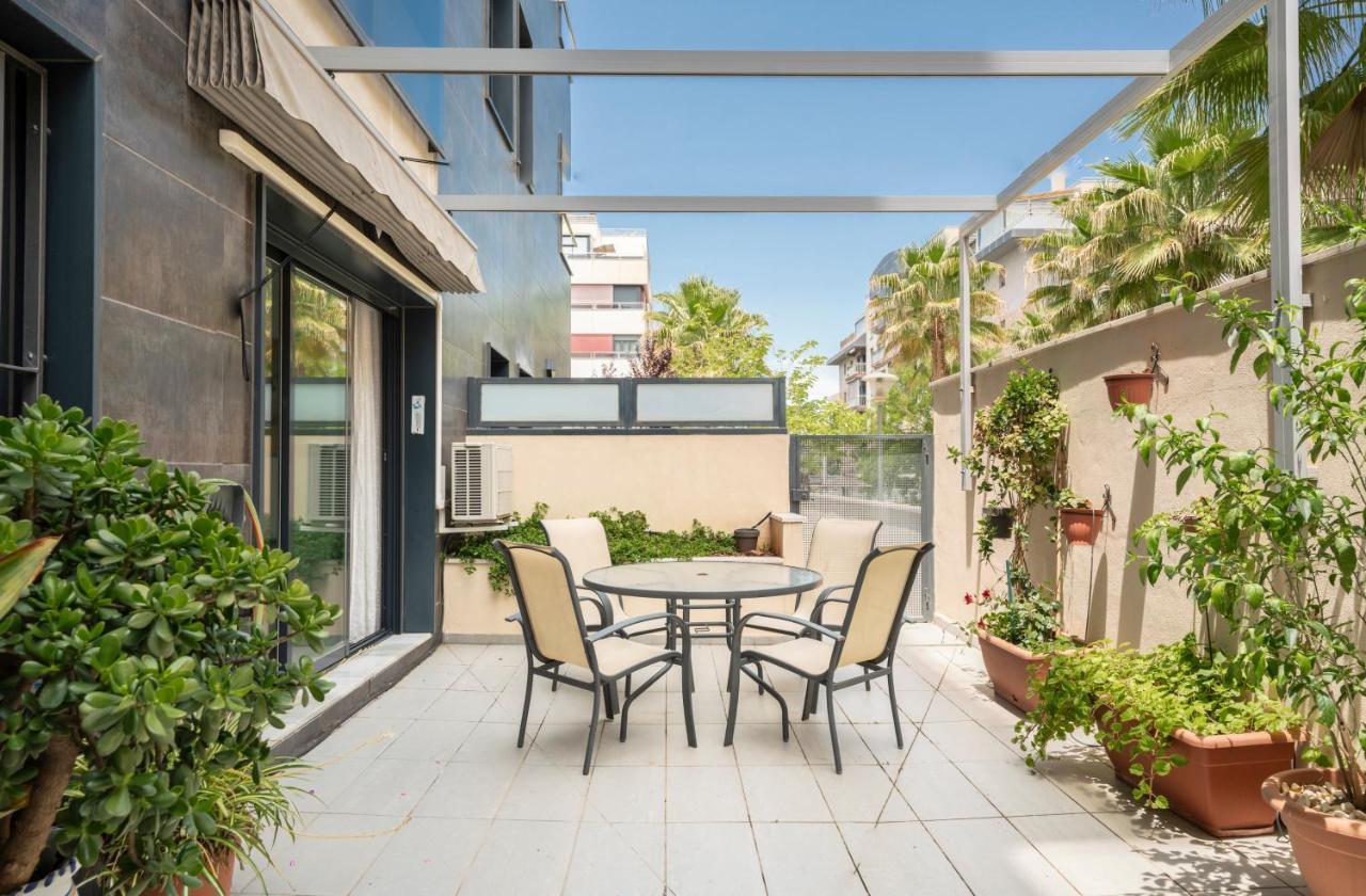 EnjoyGranada LUJO Piscina y Parking Apartment Bagian luar foto