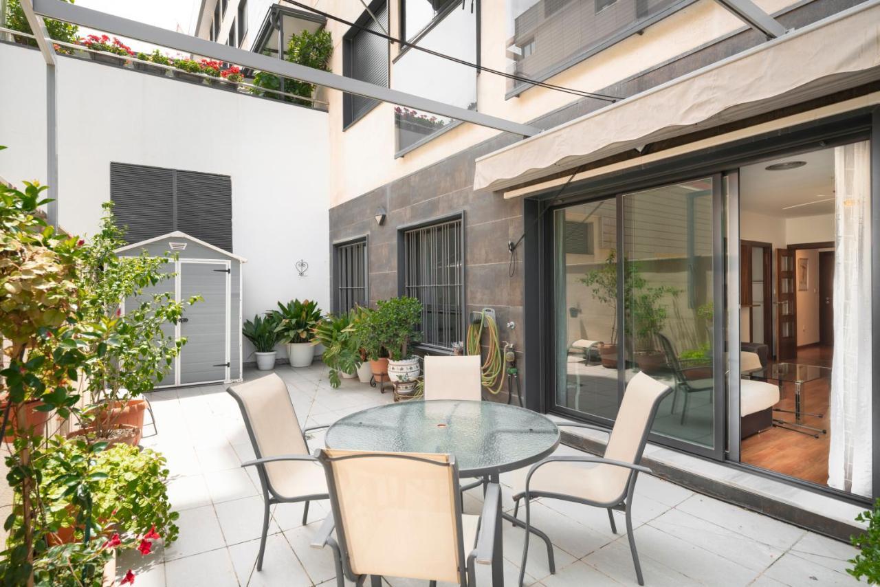 EnjoyGranada LUJO Piscina y Parking Apartment Bagian luar foto