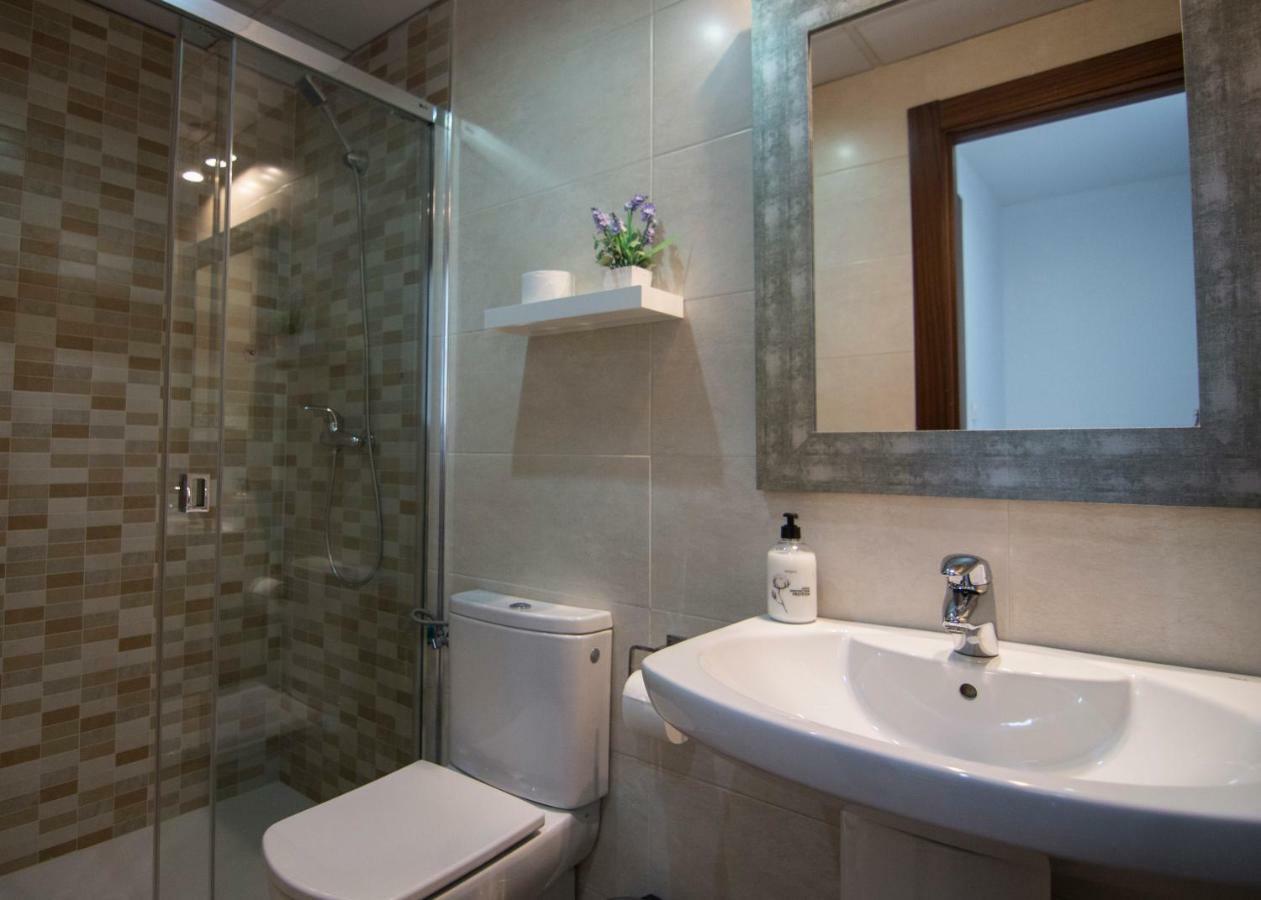 EnjoyGranada LUJO Piscina y Parking Apartment Bagian luar foto