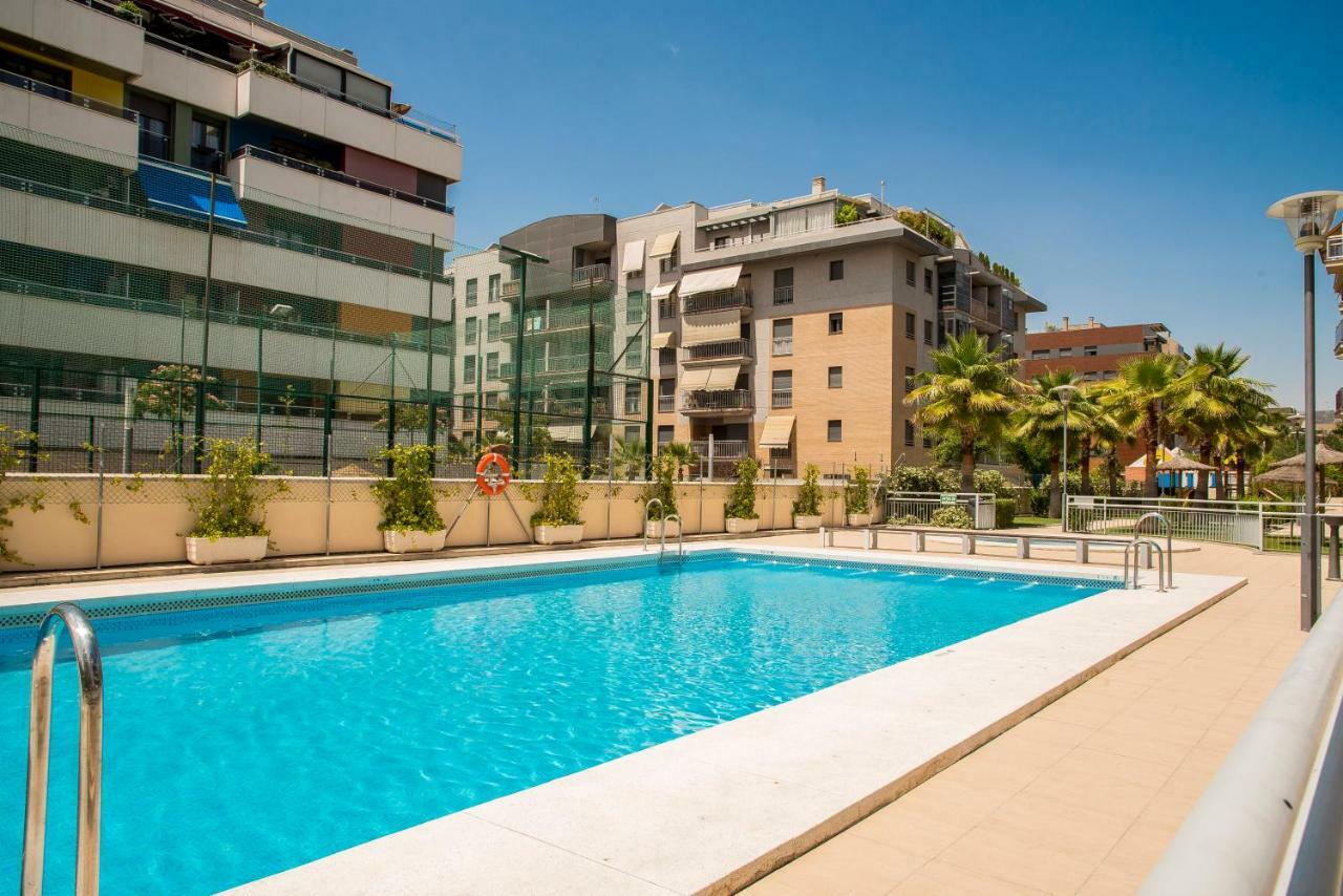 EnjoyGranada LUJO Piscina y Parking Apartment Bagian luar foto