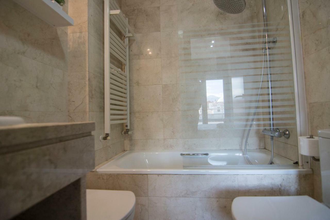 EnjoyGranada LUJO Piscina y Parking Apartment Bagian luar foto